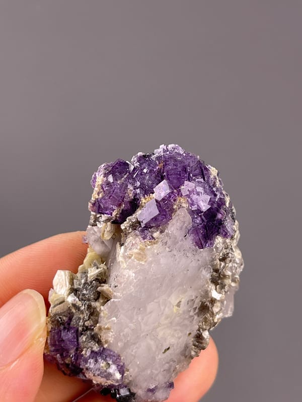 Fluorite from Yaogangxian, Hunan, China: upright oblique view of the crystal association.