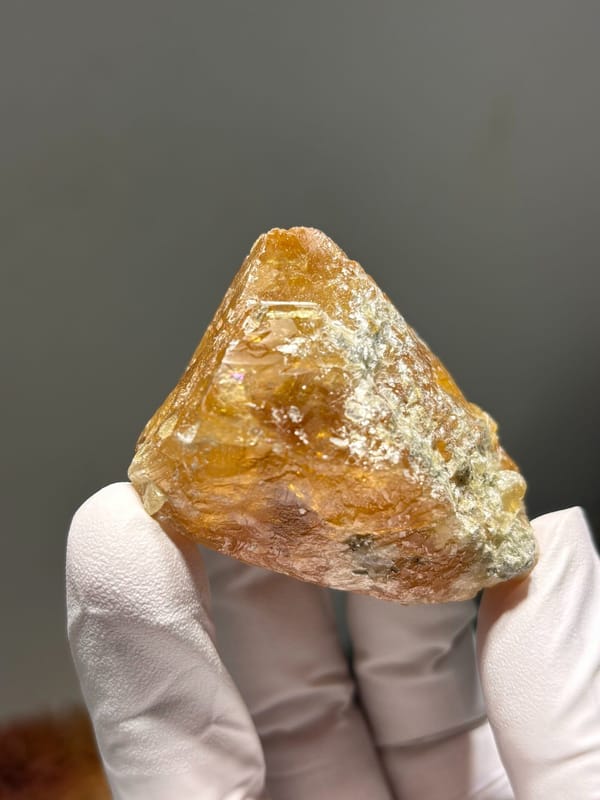 Golden scheelite with mica from Xuebaoding, Sichuan, China, second angle