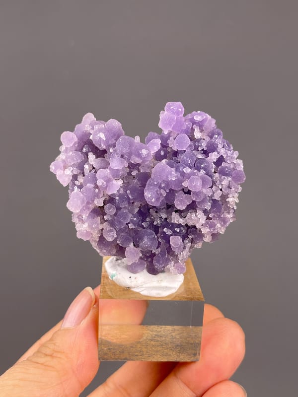 Grape Agate from Indonesia: heart-like outline of rounded purple nodules.