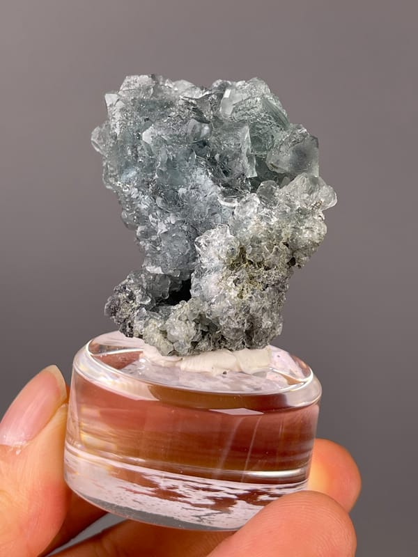 Green octahedral fluorite specimen from Fujian, China, defined by pale blue-gray octahedral cluster