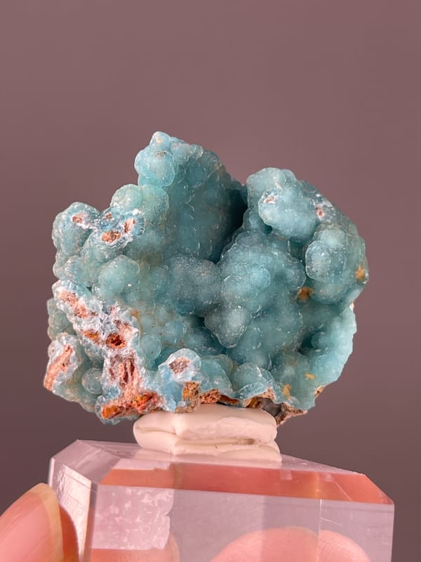 Sky-blue botryoidal cavity on natural hemimorphite specimen from Yunnan, China