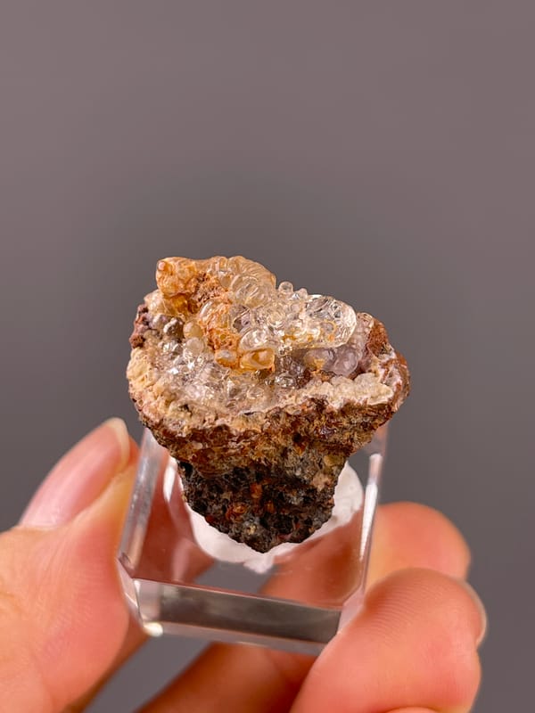Hyalite Opal from Mexico: close view of clear glassy surface growths.