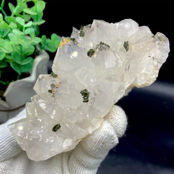 Pale quartz points dusted with green epidote from Sichuan, China, view 3 of 9