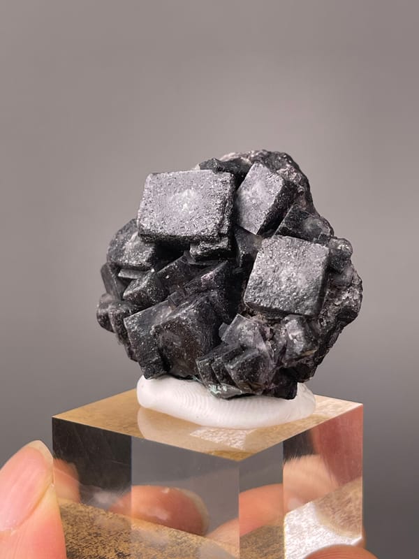 Phantom Fluorite specimen from Yindu, Chifeng, Inner Mongolia, China, defined by lead-gray cubic crystal cluster