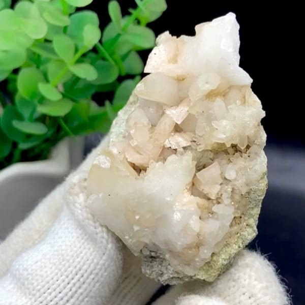 Pale pink dolomite with calcite and quartz from Shangbao, Hunan, China