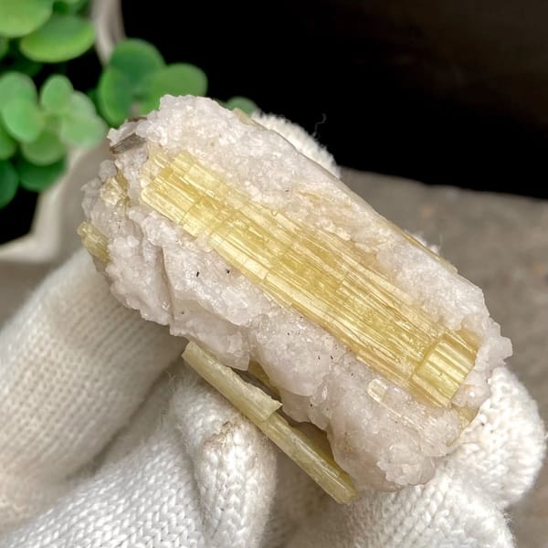 Golden-yellow prismatic topaz column on white matrix from Germany, view 8 of 9