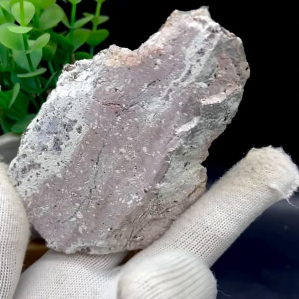 Complete reverse view of the exact Hebei fluorite specimen