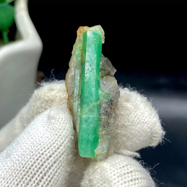 Green emerald beryl crystal on pale matrix from Yunnan — alternate view