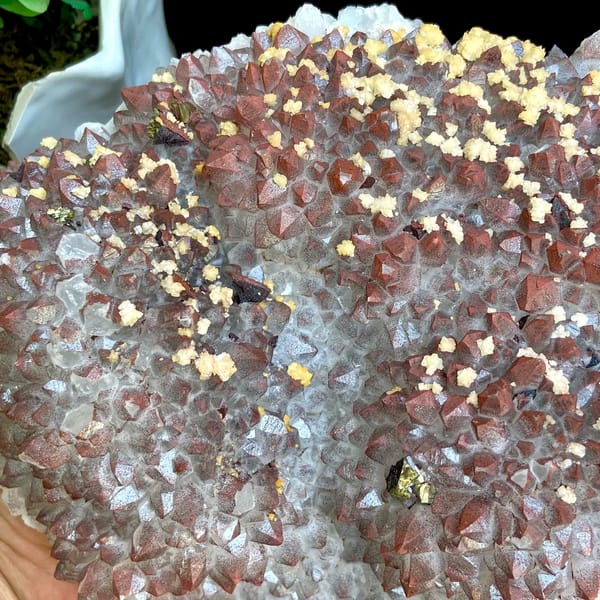 Red-skinned quartz plate with chalcopyrite and dolomite on stand from Jiangxi, China, overall view