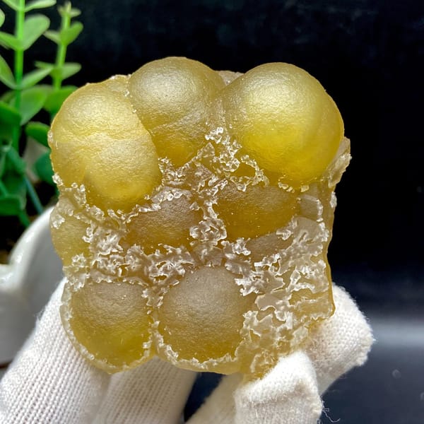Yellow botryoidal fluorite spheres on quartz from Henan — alternate view