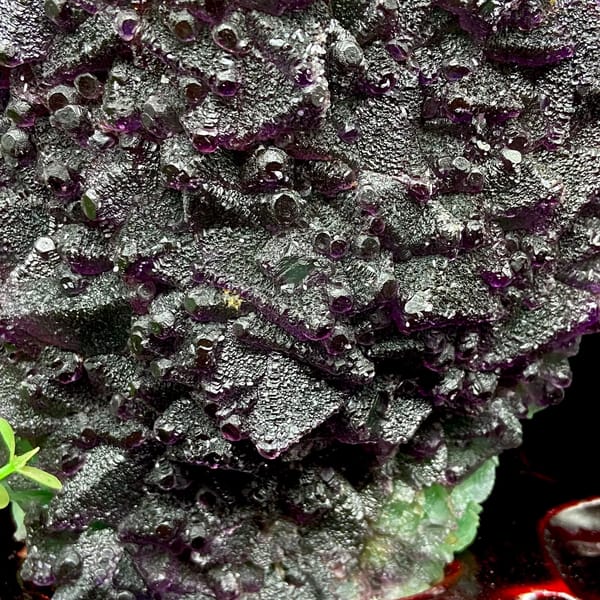 Large two-tone fluorite octahedra display piece on stand from Zhejiang, China, close-up of terminations