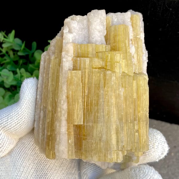 Bundle of golden-yellow prismatic topaz columns from Germany, top view