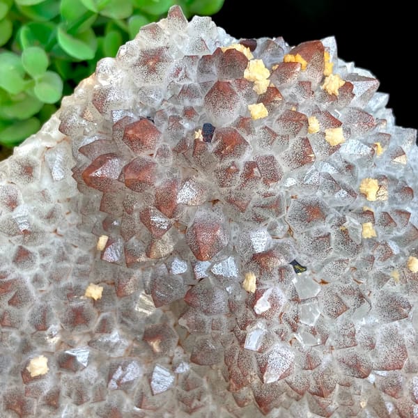 Red-skinned quartz fan with dolomite on carved stand from Jiangxi, China, second angle
