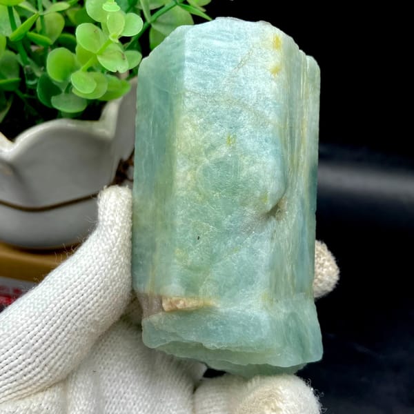 Stout sea-green aquamarine prism from Fujian, China, close-up of the crystal faces