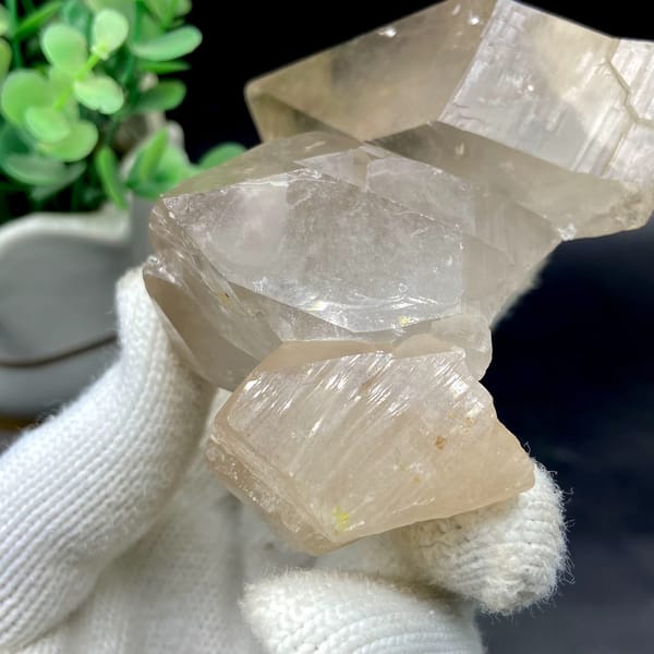 Two pale topaz crystals with sharp terminations from Pakistan, overall view