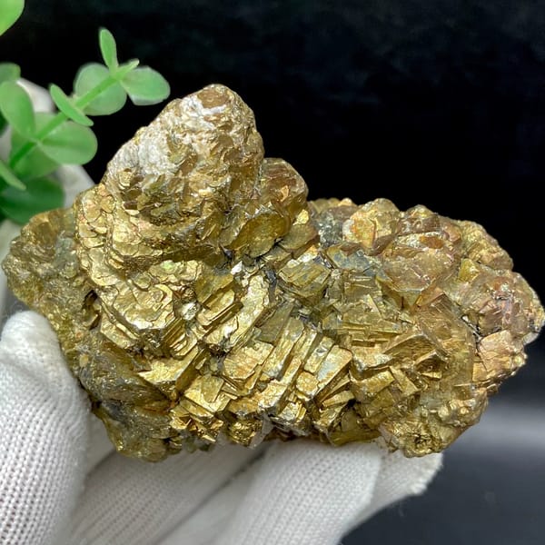 Stack of stepped brassy pyrite crystals from Yunnan, China, close-up of terminations
