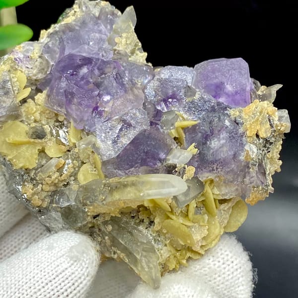 Purple fluorite cubes with quartz and siderite from Yaogangxian, Hunan, China, top view