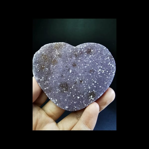 Leopard-Spot Amethyst Heart — Uruguay, 80 mm