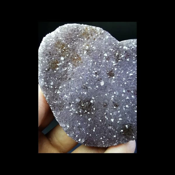 Uruguayan amethyst druze heart with leopard-like spots — alternate view