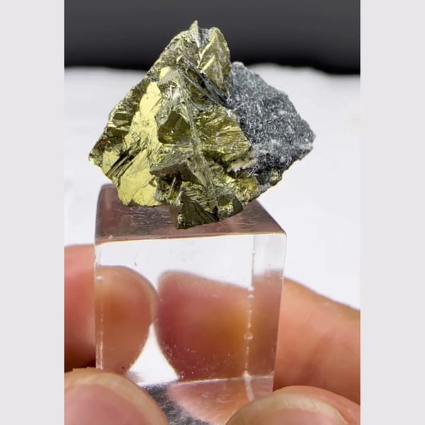 Chalcopyrite with Jamesonite Yaogangxian 2.0 cm — detail view