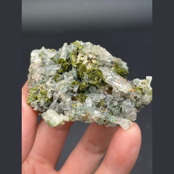 Glassy green phantom quartz with dark green epidote from Meigu, Sichuan — alternate view