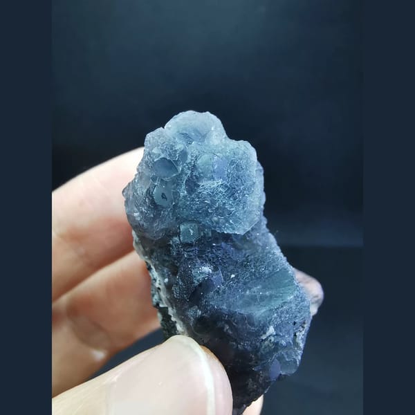 Blue octahedral fluorite with marmatite from Huanggangliang — alternate view