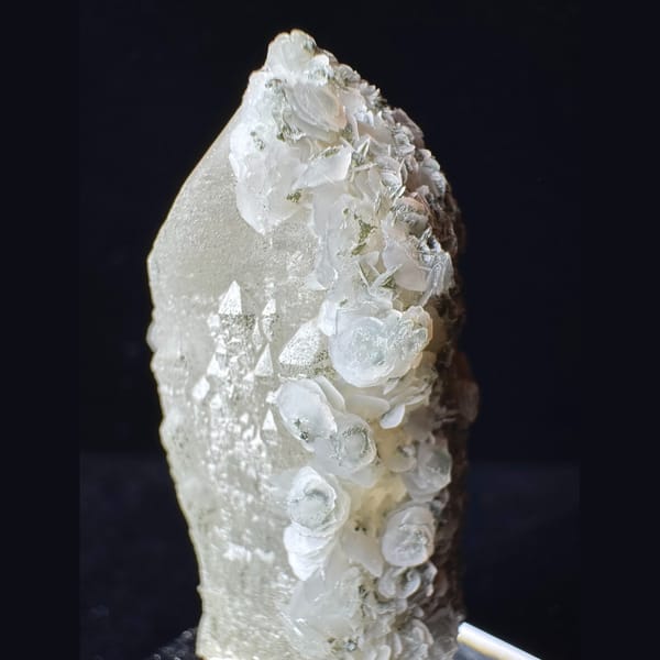 Quartz with Pink Petal Calcite Inner Mongolia 5.0 cm — detail view