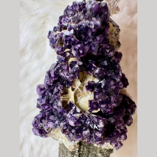 Quartz with Purple Fluorite and Calcite Inner Mongolia 5.0 cm — detail view