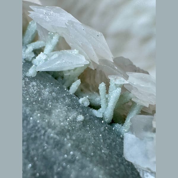 Quartz with Calcite and Green Crystals Inner Mongolia 5.0 cm — detail view