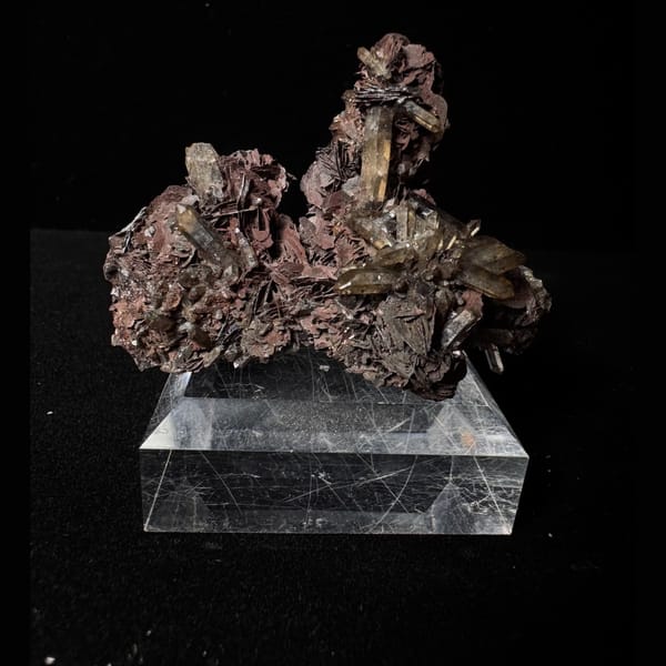 Specular Hematite with Quartz 5.5 cm — complete view