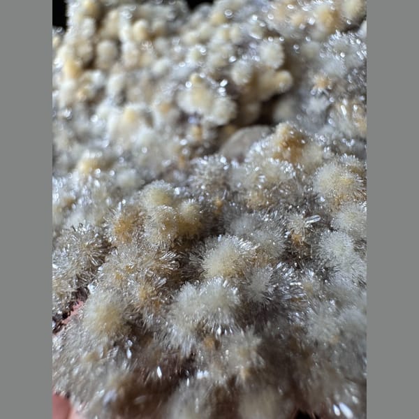 Creedite Cluster 7.5 cm — complete view