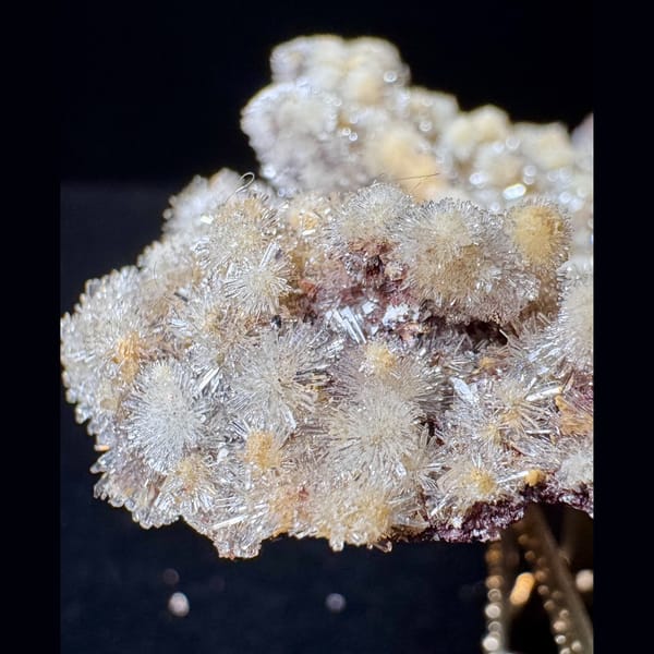 Creedite Cluster 7.5 cm — detail view