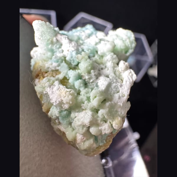 Green Garden Gypsum Guizhou 3.5 cm — alternate view