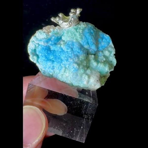 Blue Hemimorphite 5.0 cm — complete view