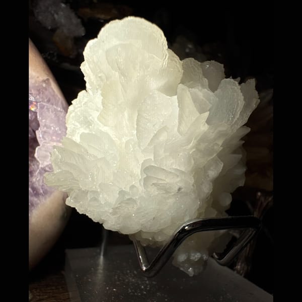 White Petal Calcite Yunnan 6.5 cm — complete view