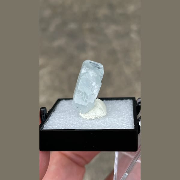 Pale blue tabular aquamarine crystal from Xuebaoding — detail view