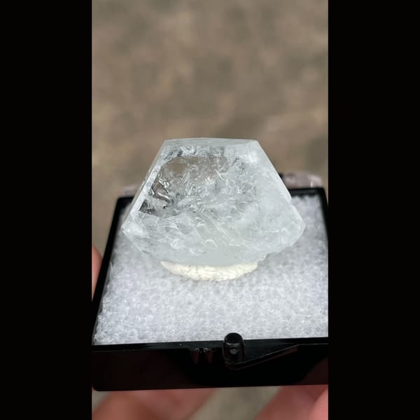 Pale blue tabular aquamarine crystal from Xuebaoding — detail view