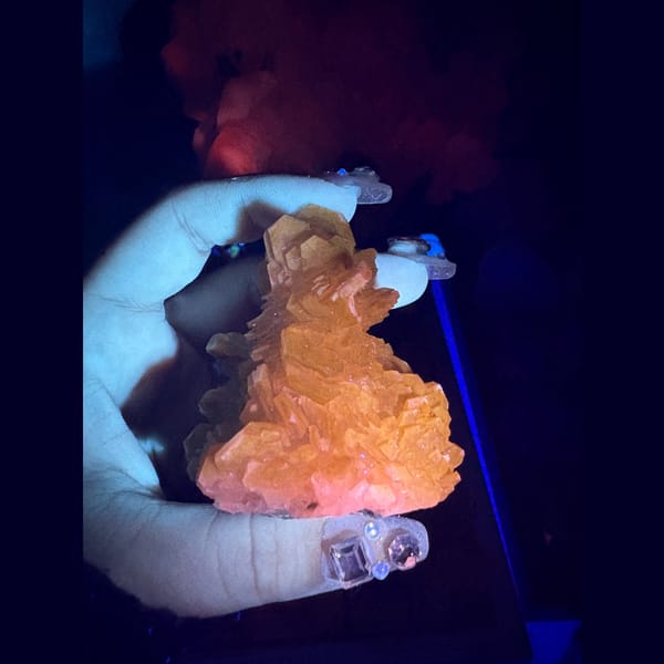Butter-yellow biscuit calcite cluster from Fujian — detail view