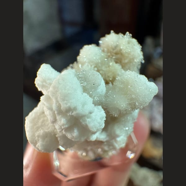 Popcorn Creedite with Fluorite 3.0 cm — detail view