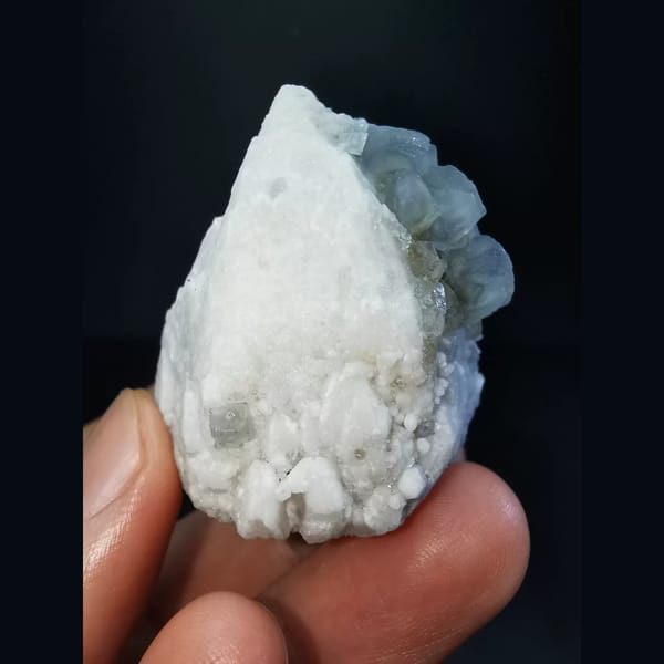 Blue fluorite cluster on white candle quartz — alternate view