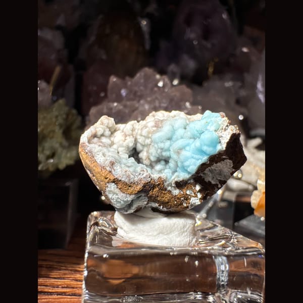 Blue-White Hemimorphite 3.0 cm — alternate view