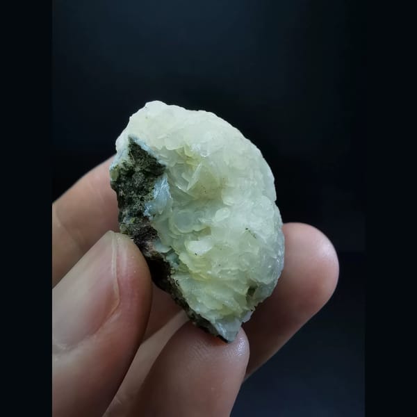 Yellow and white calcite cluster — alternate view