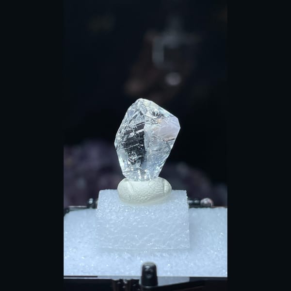 Tiny water clear scepter quartz from Pakistan — detail view