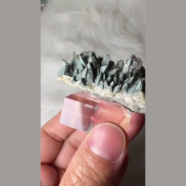 Green Feather Calcite Daye 5.5 cm — alternate view
