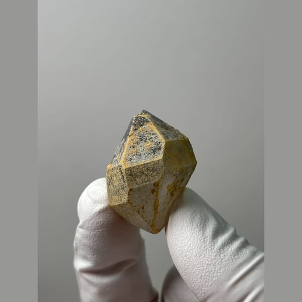 Weathered double-terminated quartz from Yunnan — alternate view
