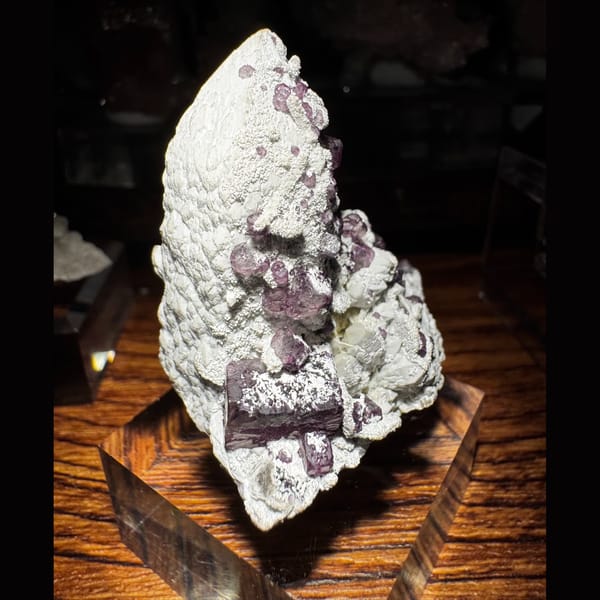Candle Quartz with Purple Fluorite Inner Mongolia 6.0 cm — detail view