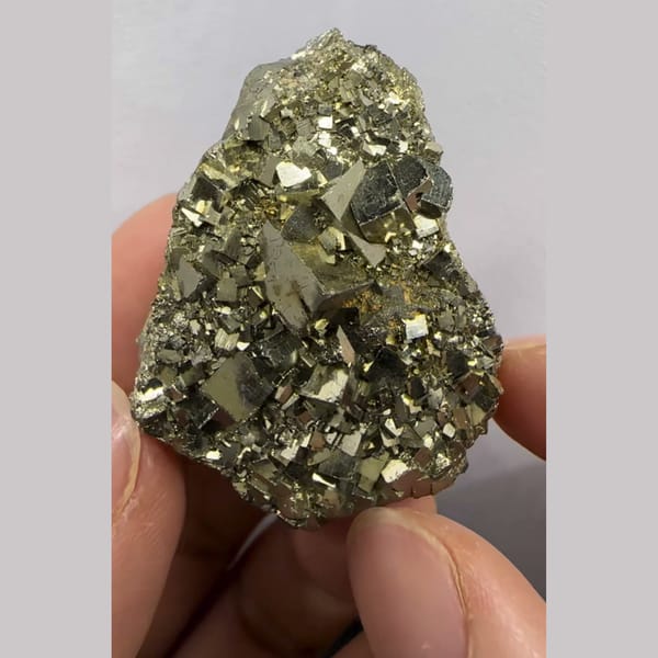 Pyrite Crystal Cluster Yaogangxian 3.8 cm — detail view
