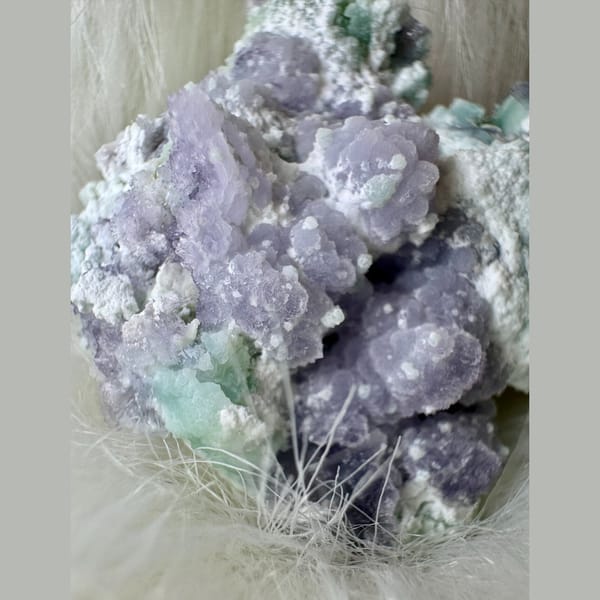 Purple Gibbsite with Gypsum 6.0 cm — detail view