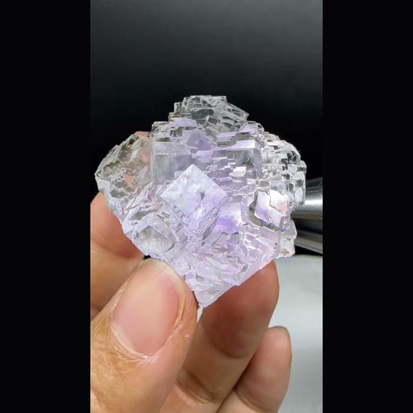 Stepped Snowflake Fluorite Yaogangxian 3.7 cm — alternate view