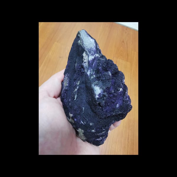 Large purple-skin coated quartz — detail view